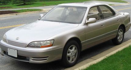ES 2